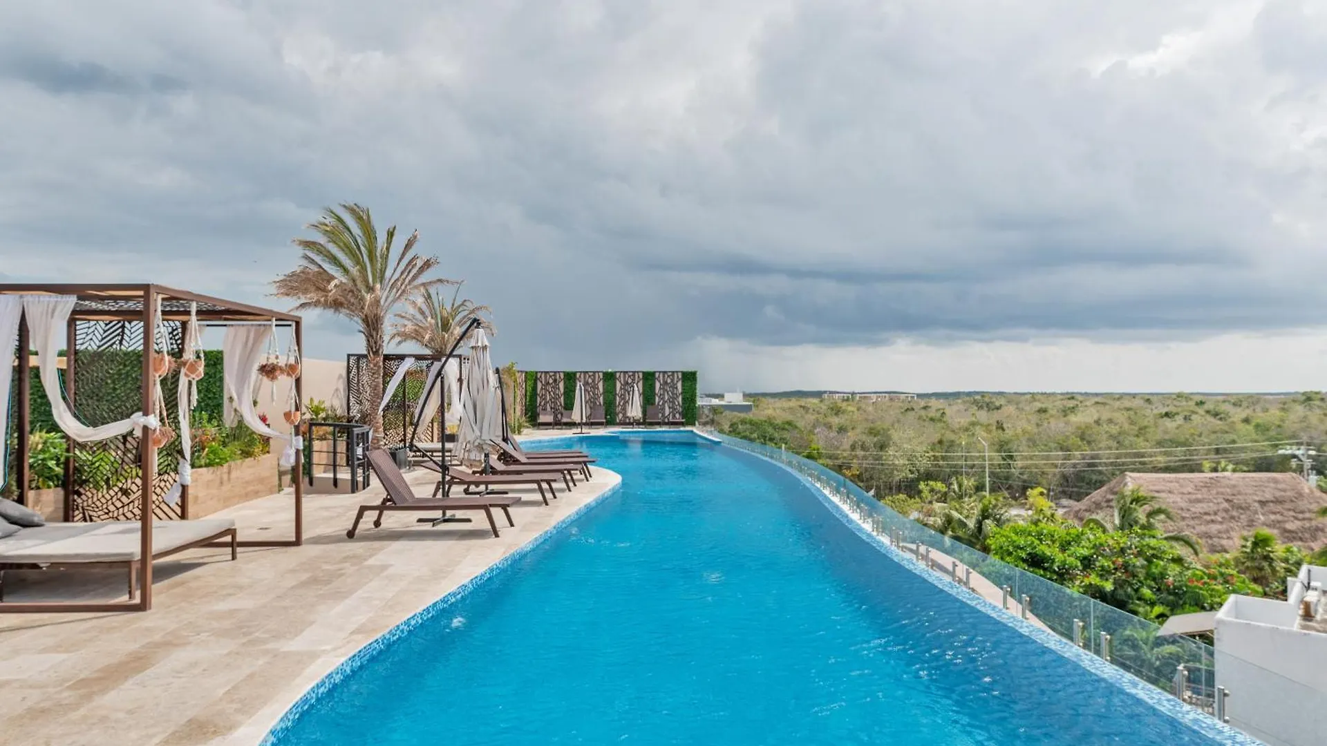 Menesse Tulum Luxury Apartments By Spot Rentals Mexikó